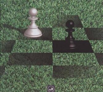 کتاب فوتبال و شطرنج